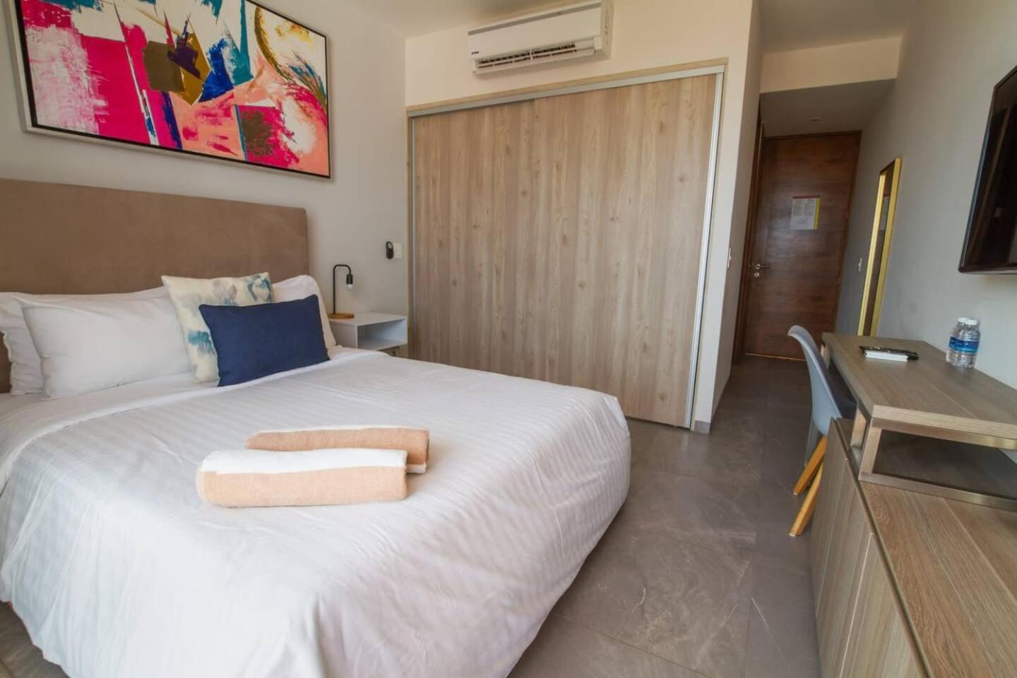 Private In Luxury Downtown Apartamento Playa del Carmen